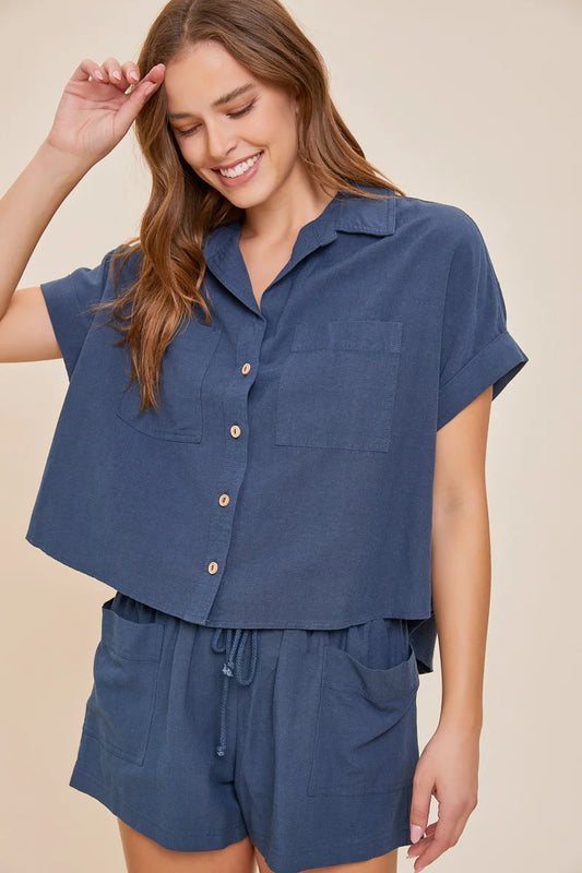 Button-Down Short Sleeve Front Pocket Linen Shirt