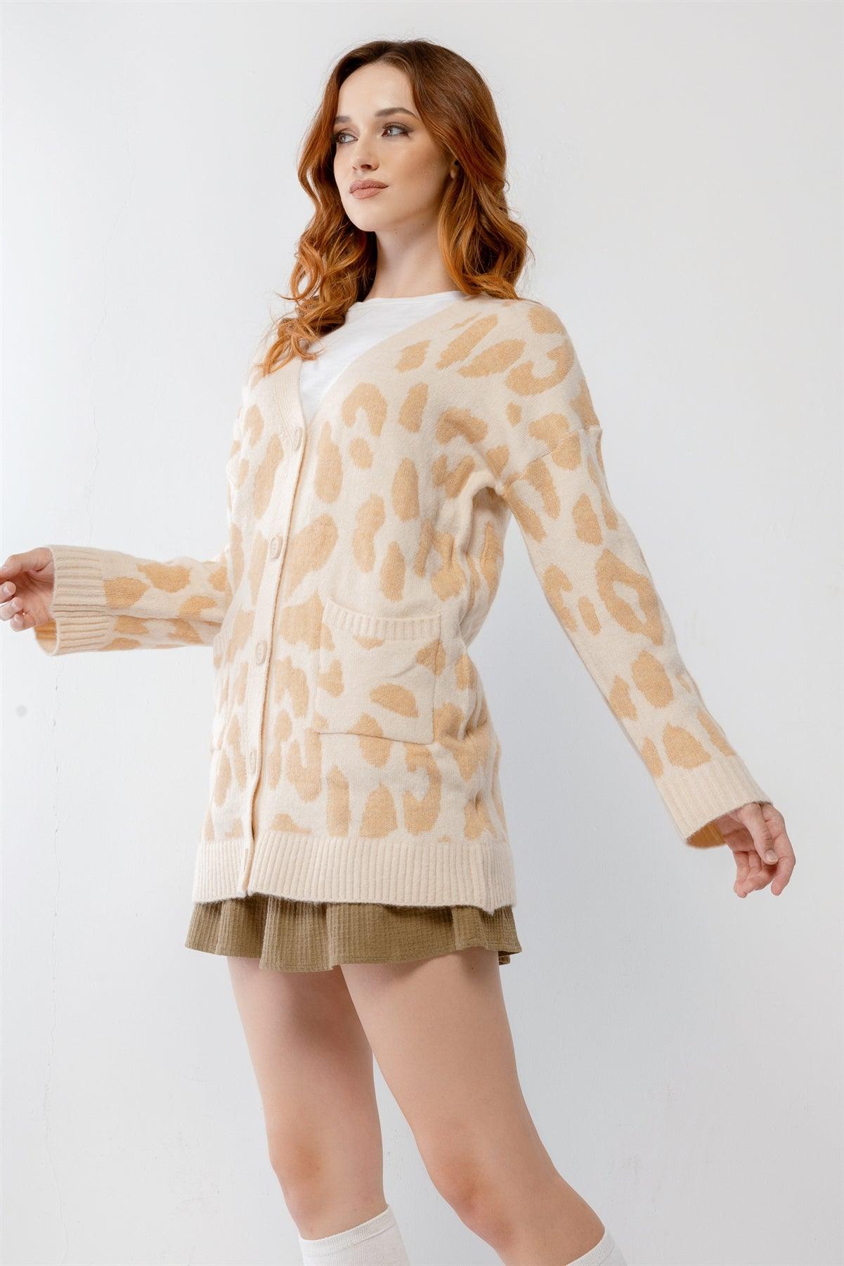 Cream Giraffe Print Front Button-Up Two Pocket Long Sleeve Sweater Cardigan /2-2-2