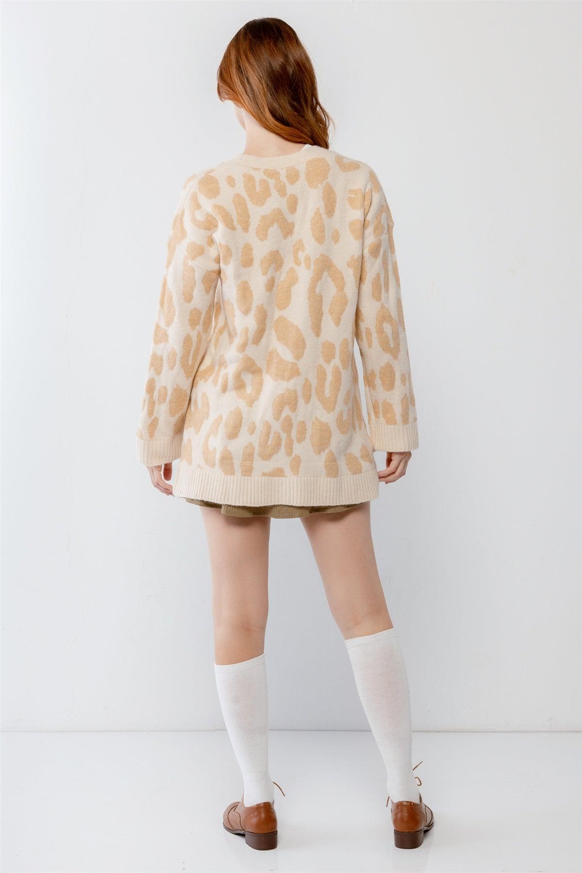 Cream Giraffe Print Front Button-Up Two Pocket Long Sleeve Sweater Cardigan /2-2-2