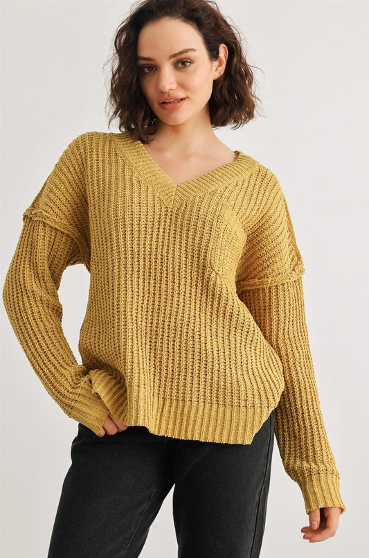 Gold Knit One Pocket Long Sleeve V-Neck Sweater /2-2-2