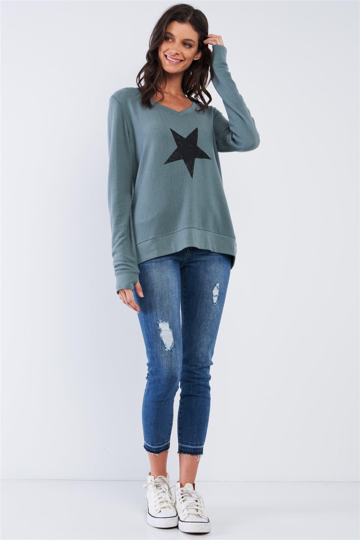 Kale Green "Energy Flows Where Your Intentions Are" Star Graphic  Long Sleeve V-Neck Top /2-3