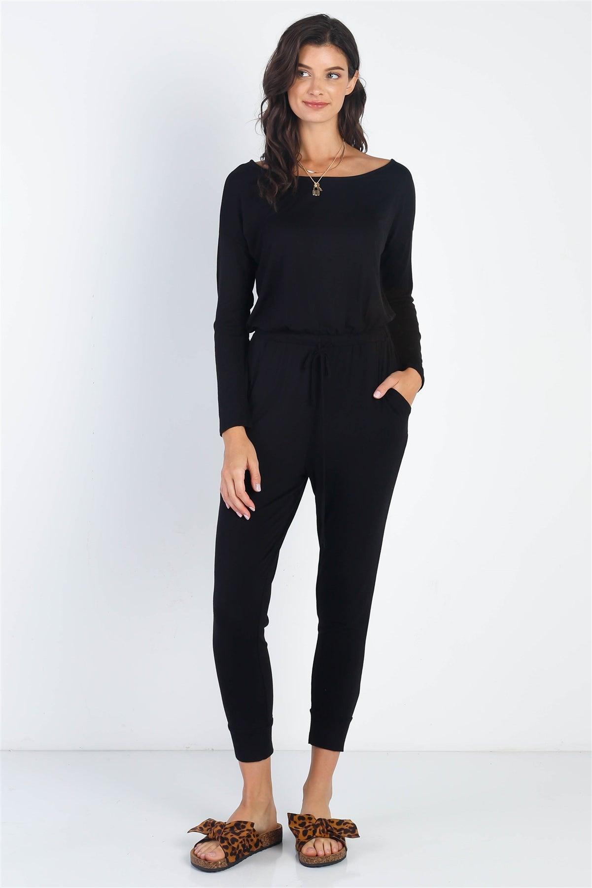 Black Round Neck Fitted Waistline Two Pocket Jumpsuit /1-1-1