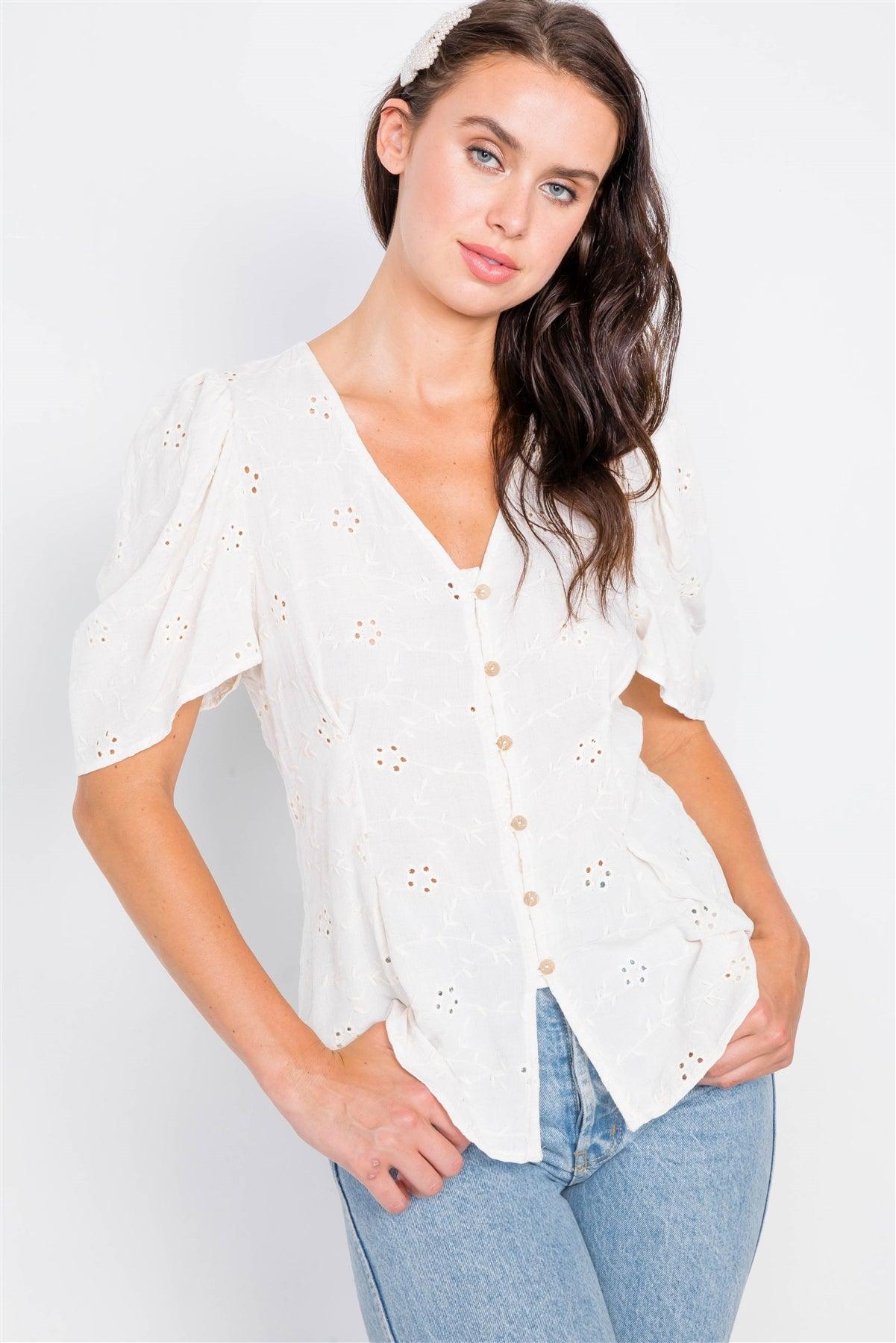 Natural Eyelet Flower Cap Sleeve Pleated V-Neck Blouse /2-2-2