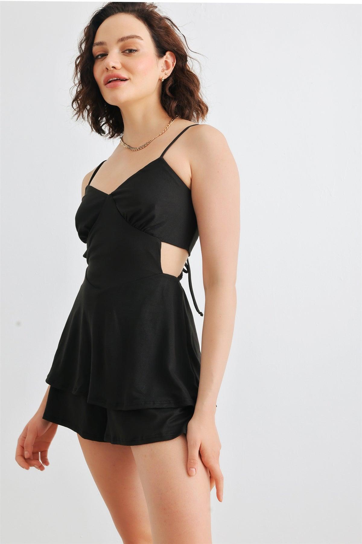 Black Sleeveless Strappy V-Neck Back Lace-Up Romper /1-2-1