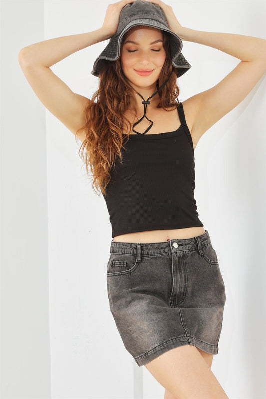 Black Ribbed Strappy Crop Tank Top /1-2-2-1