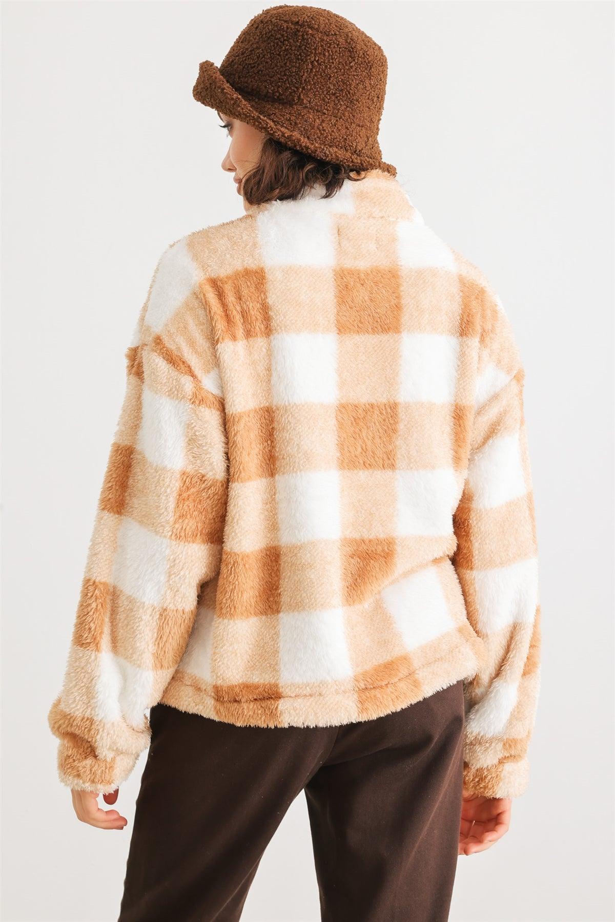 Camel Checkerboard Print Fuzzy Button-Up Two Pocket Jacket /2-2