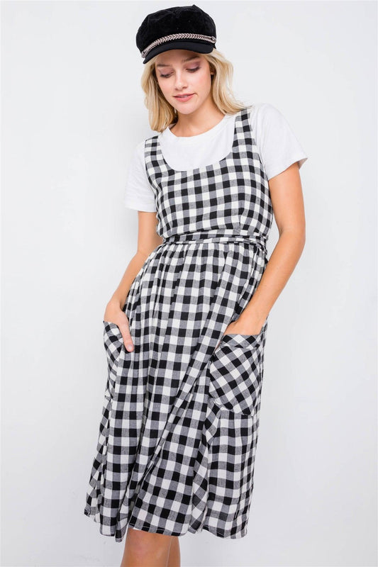 Black Scoop Neck Side Pockets Checkered Gingham Midi Dress  /3-2-2