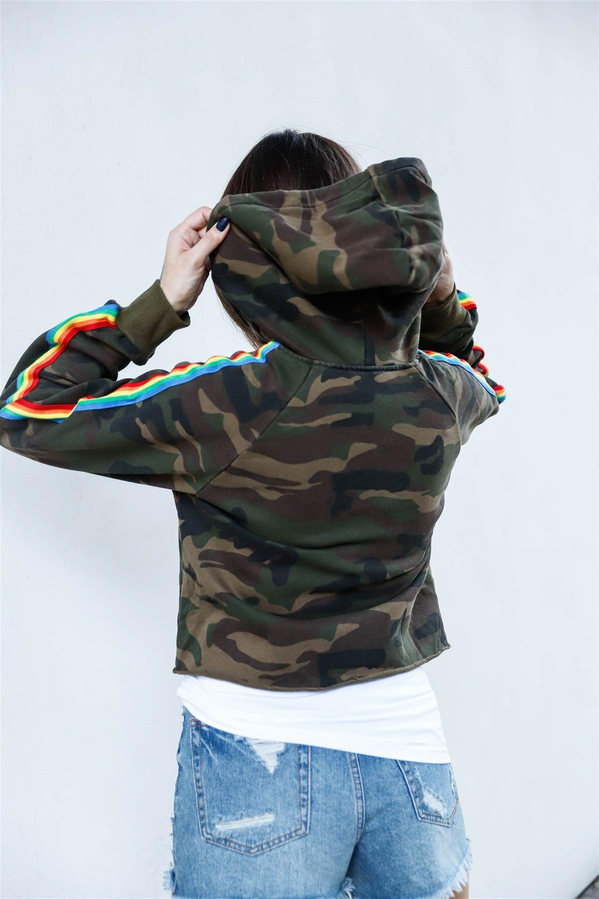 Camel & Olive Cotton Camo Rainbow Sleeve Detail Hooded Sweatshirt /1-2-2-1