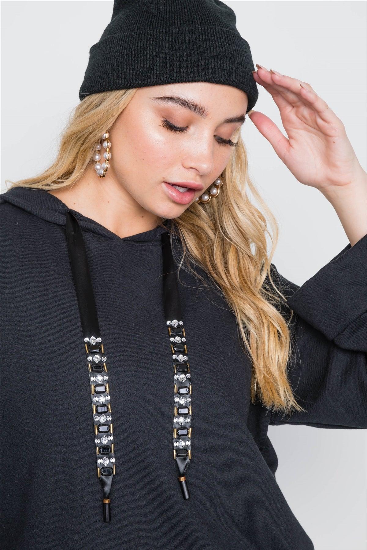 Black Long Sleeve Solid Rhinestone Hoodie /3-2-2