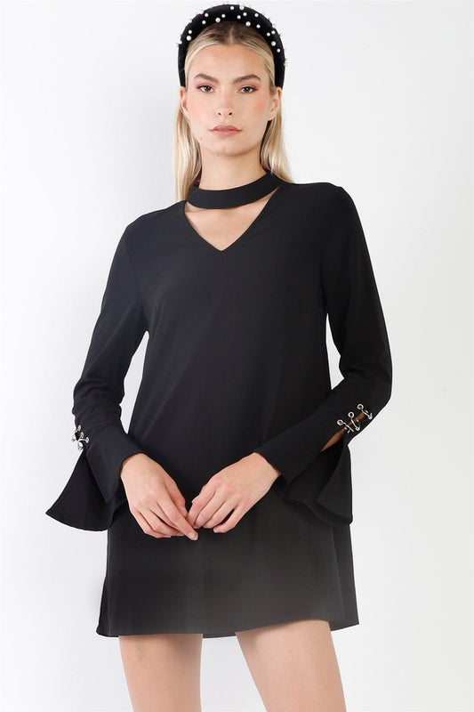 Black Long Sleeve V-Cut Out Solid Mini Dress /2-3-1