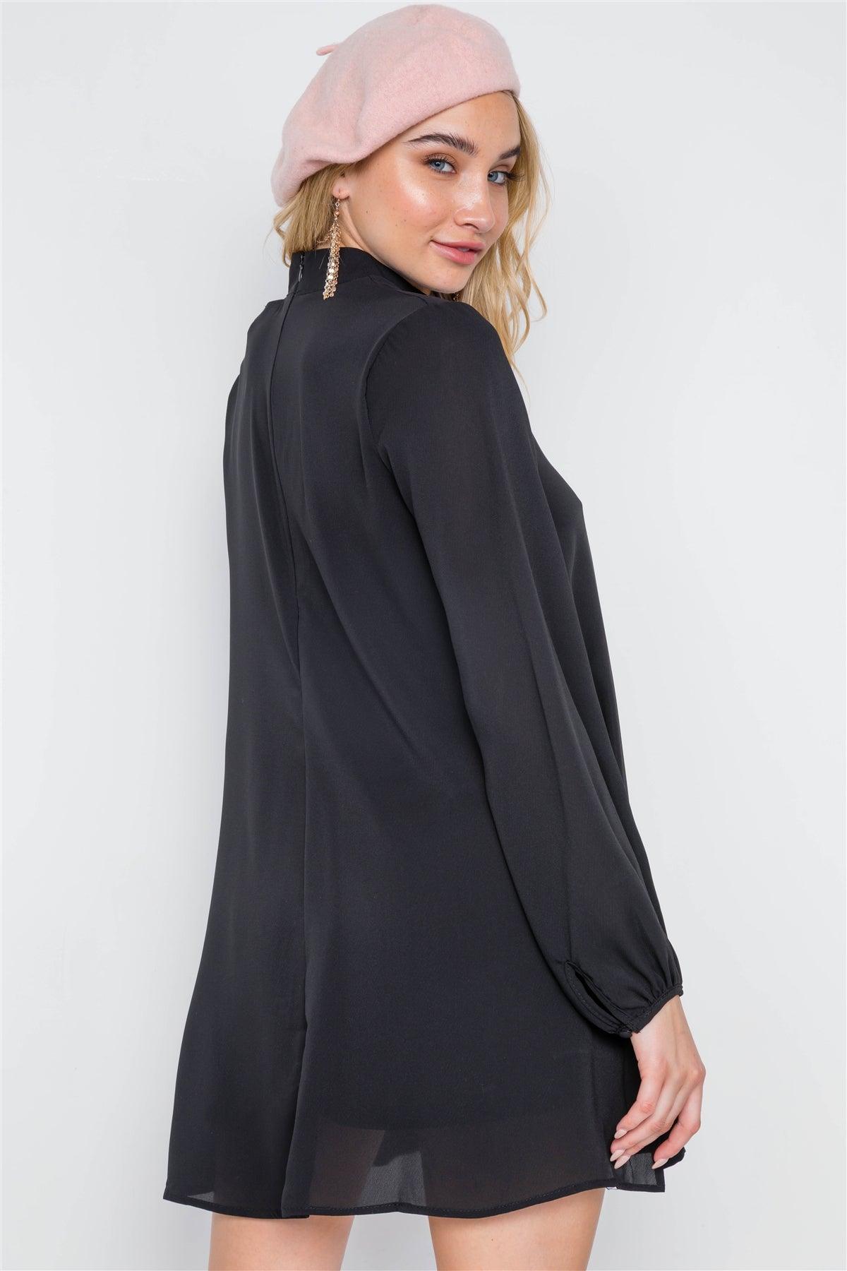 Black Cut-Out Neck Solid Long Sleeve Dress /2-2-2